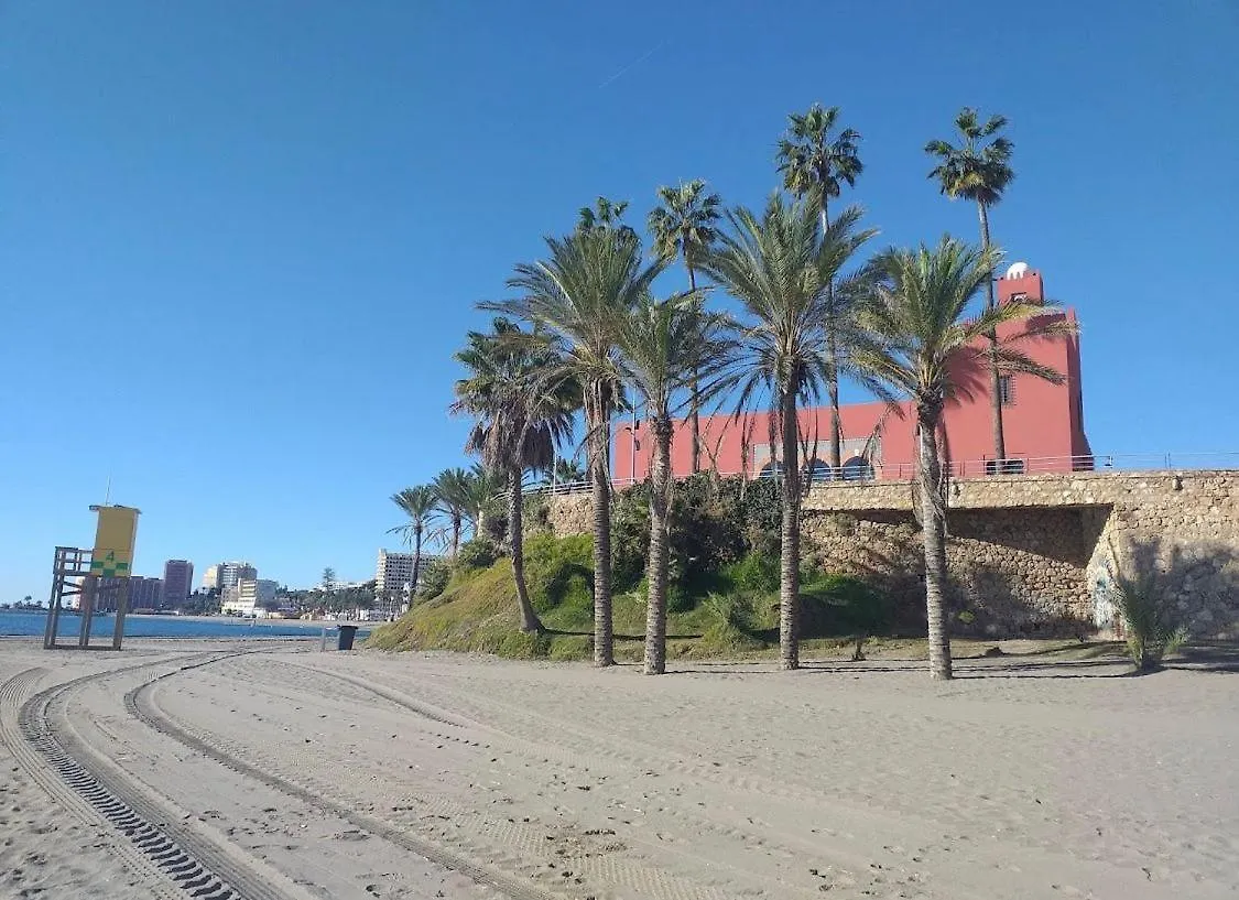 Apartamento con impresionante vista, piscina y parking Benalmádena