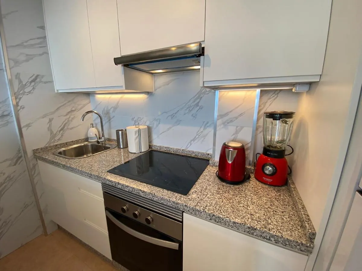 Apartamento con impresionante vista, piscina y parking Benalmádena España