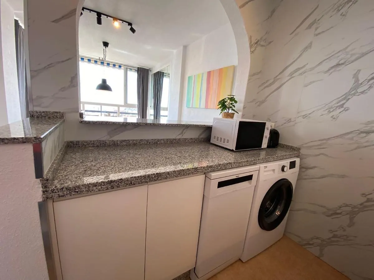 Apartamento con impresionante vista, piscina y parking Benalmádena